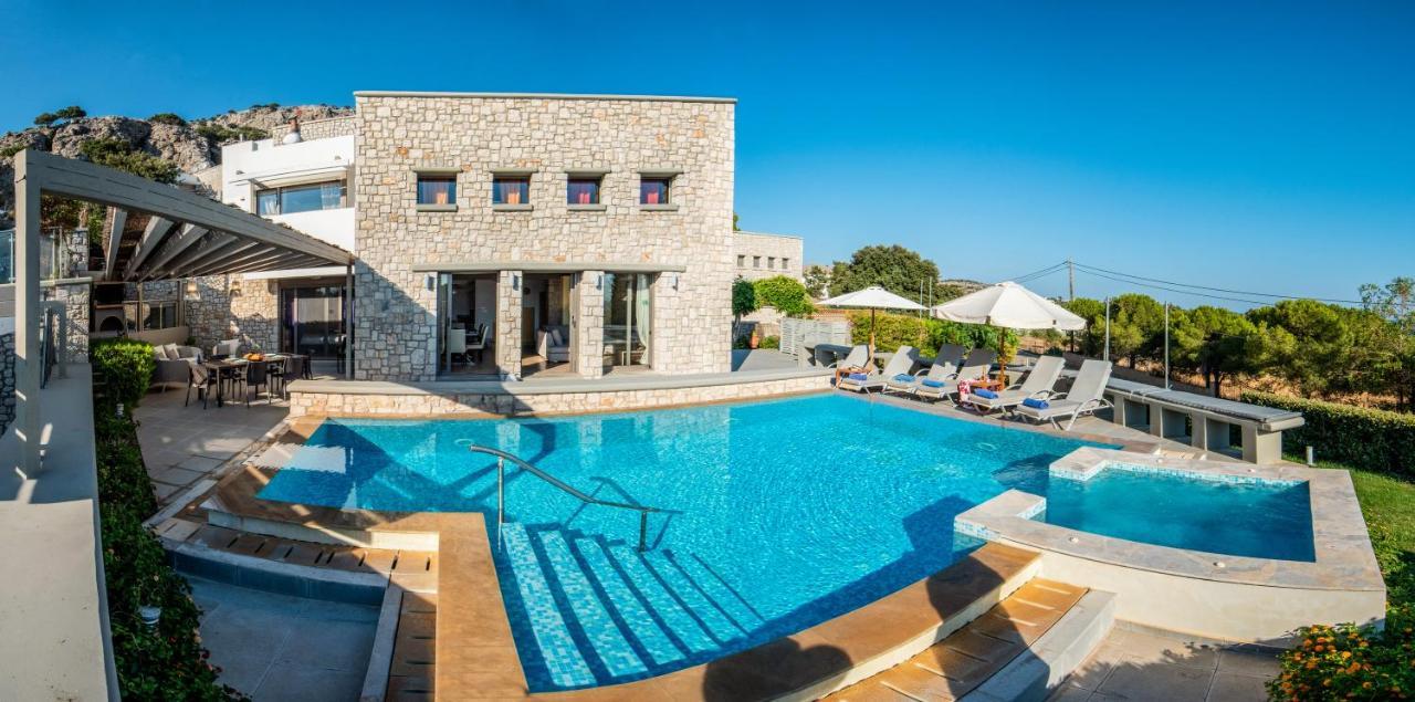 Pefki  Villa Costamare - Enjoy Lazy Days On The Private Pool-Jacuzzi מראה חיצוני תמונה