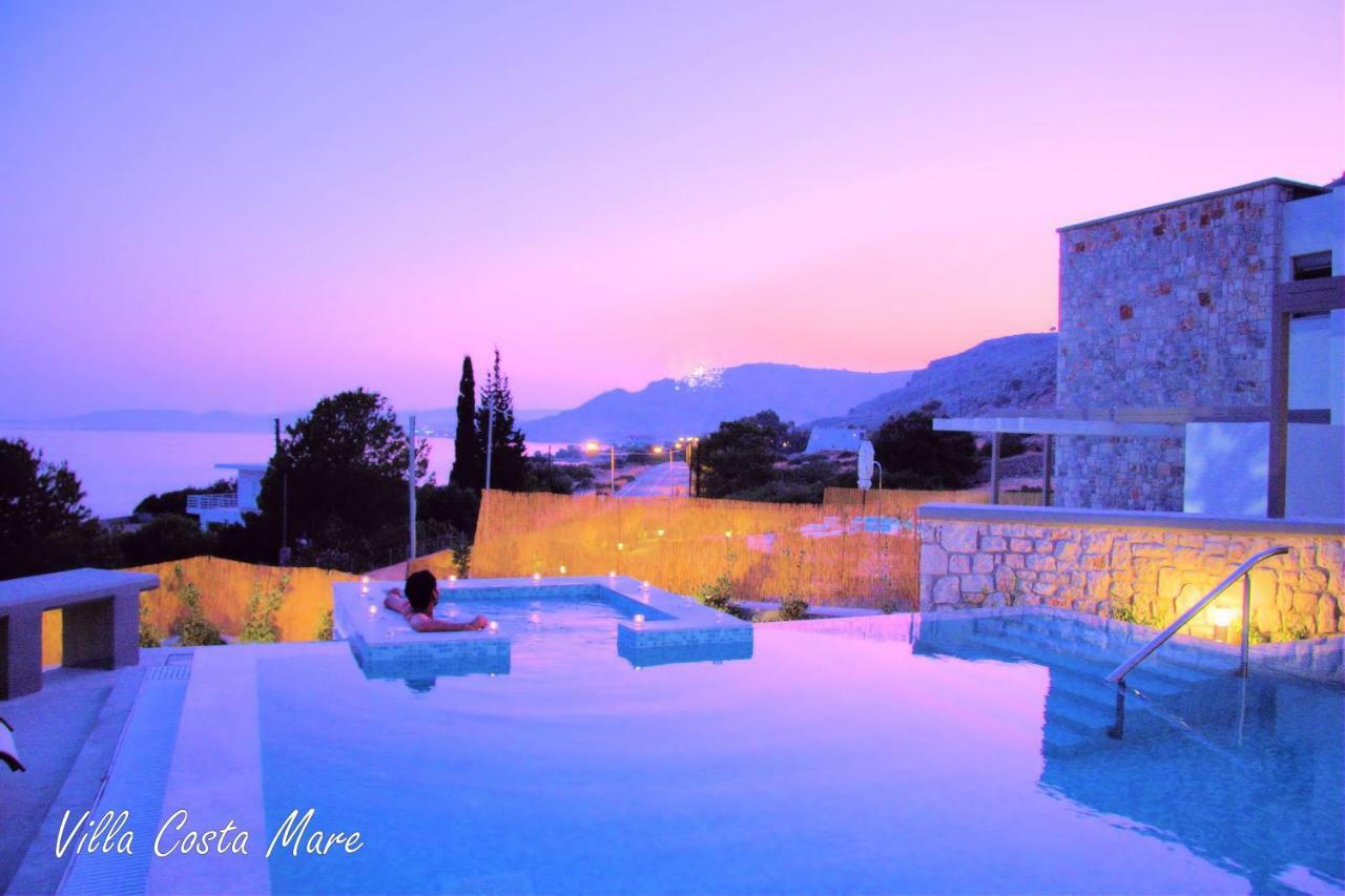 Pefki  Villa Costamare - Enjoy Lazy Days On The Private Pool-Jacuzzi מראה חיצוני תמונה